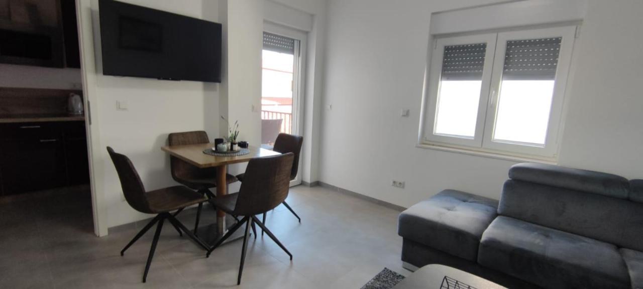 Harizma Apartment Primosten Luaran gambar